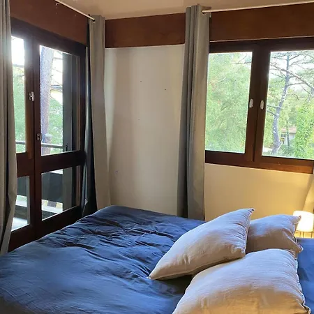Marensin. Duplex, Proche De La Des Bourdaines Apartman *