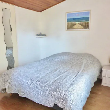 Marensin. Duplex, Proche De La Des Bourdaines *